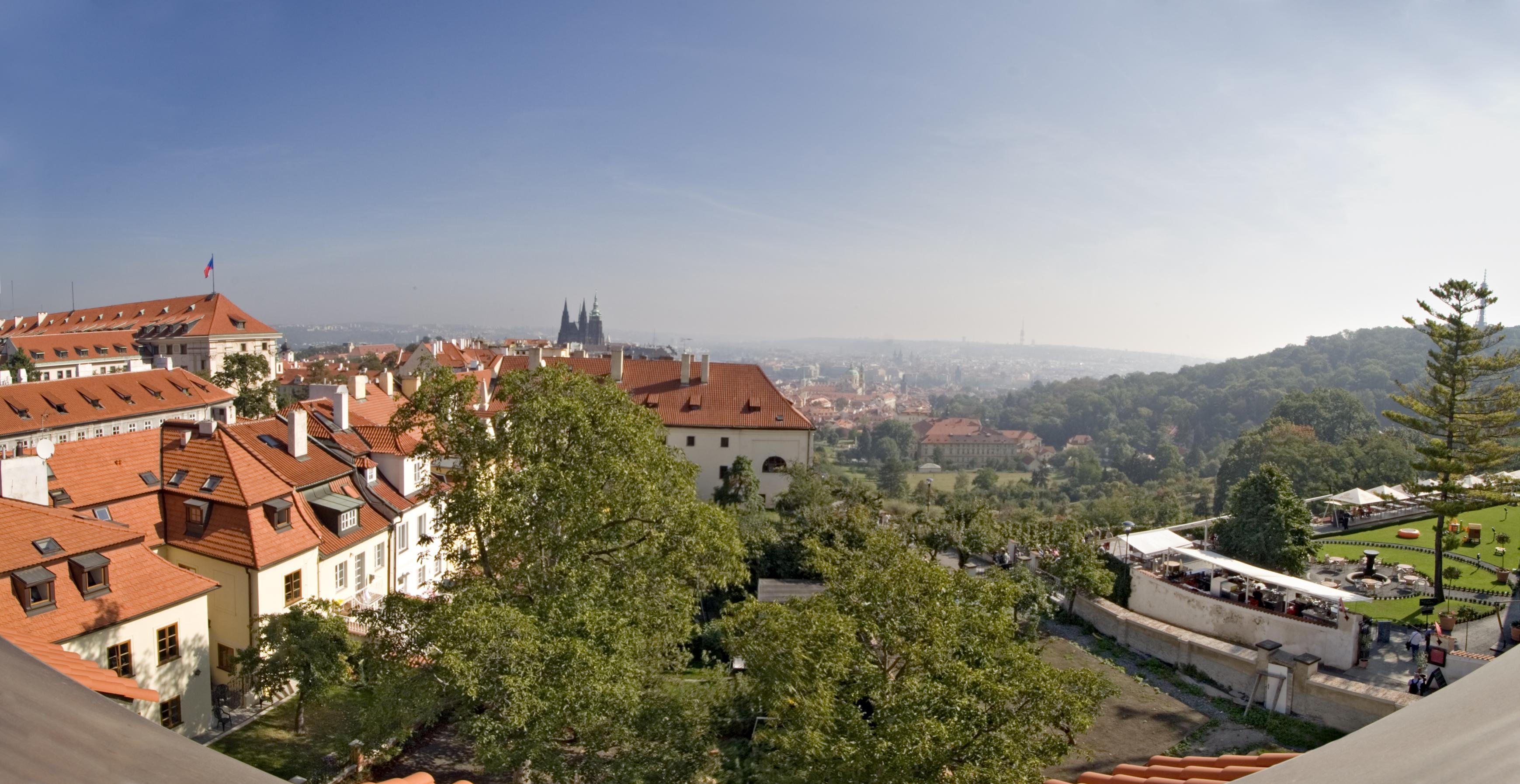 Monastery Hotel Praga Esterno foto